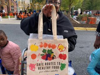 Shopping bag for Safe Routes to Healthy Food.