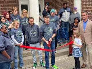 Ribbon cutting for grocery store.