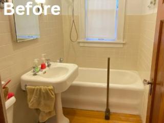 Bathroom and bathtub before modification.