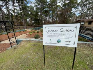 Sign for Sunken Gardens.